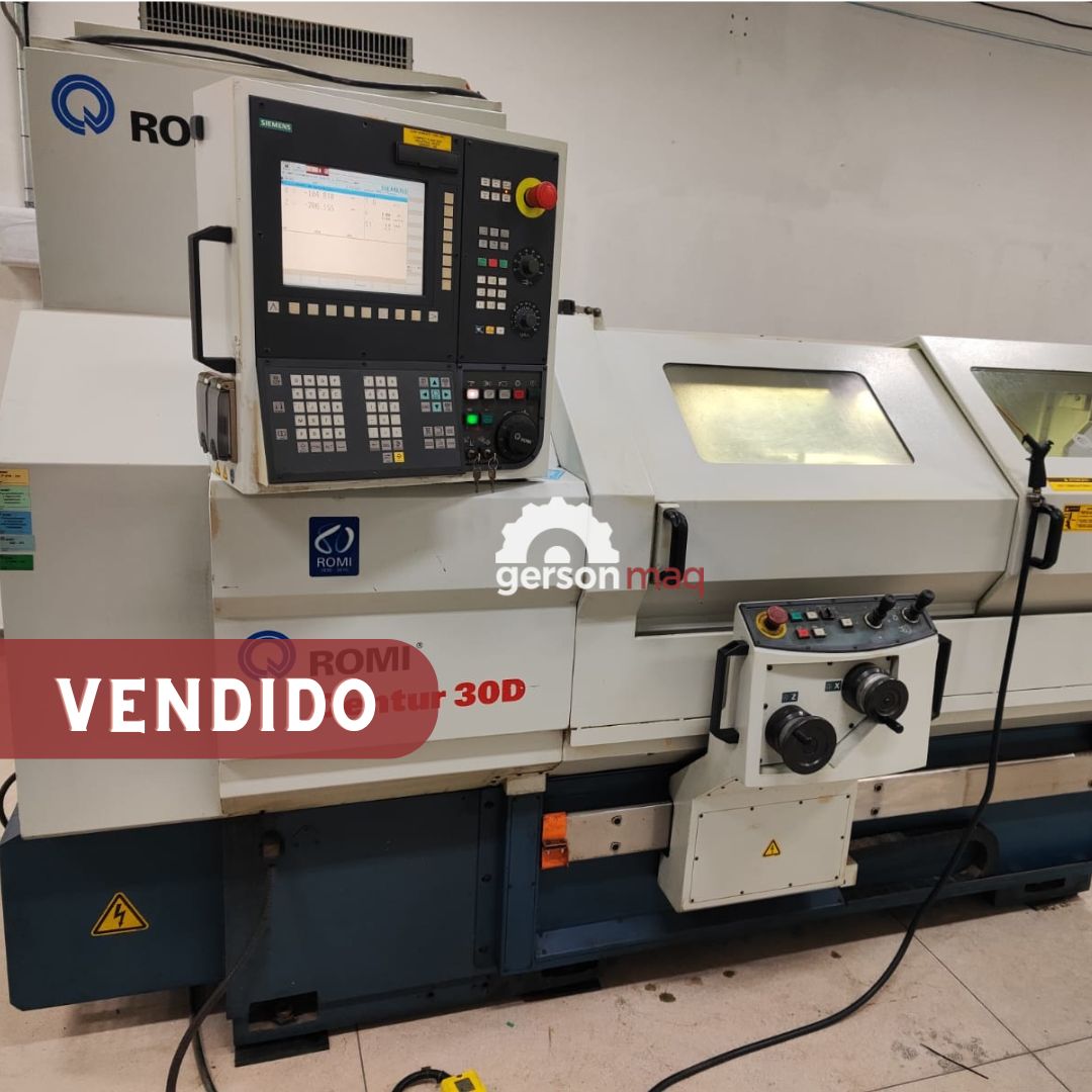 TORNO CNC ROMI CENTUR 30 D KIT MULTIPLIC ANO 2010